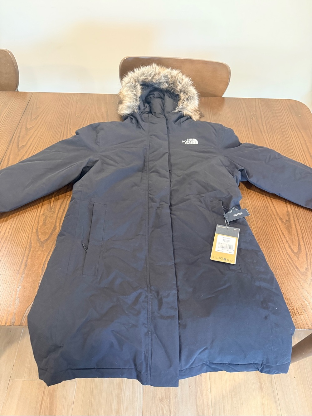 NWT The North Face Women’s Arctic Parka XL TNF Black Faux Fur Hood $350